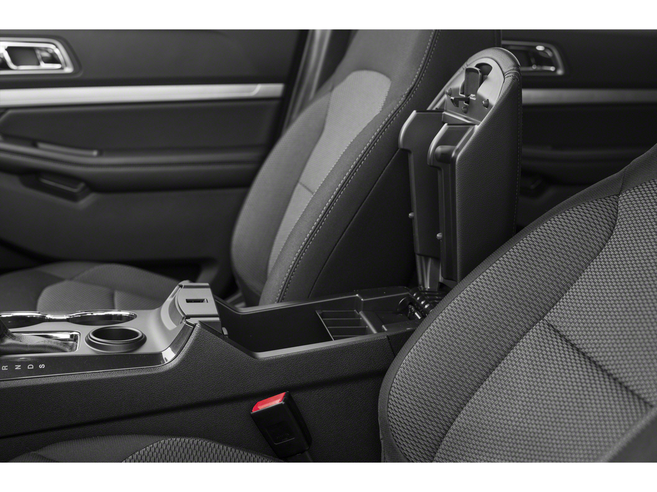 2018 Ford Explorer XLT W/ 3RD ROW SEATS & REARVIEW CAMERA