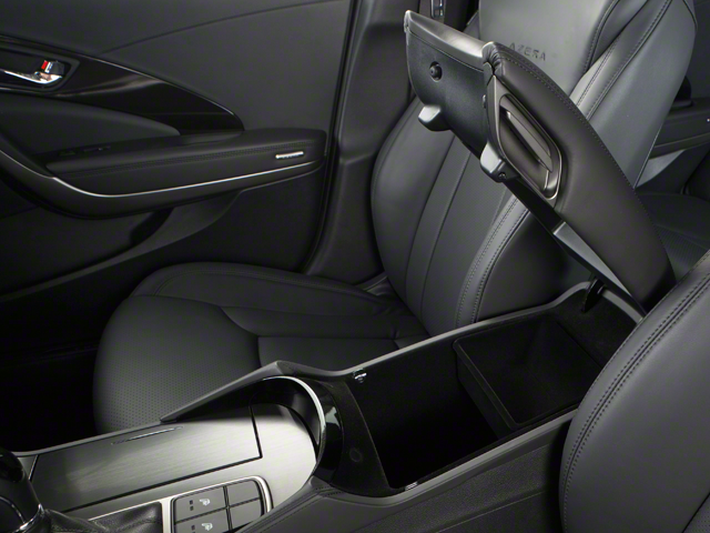 2012 Hyundai AZERA Base W/ BACK UP CAMERA & NAVIGATION