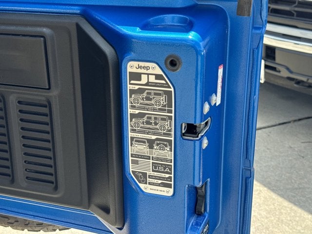 2021 Jeep Wrangler Unlimited Sahara Altitude