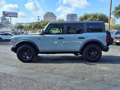2024 Ford Bronco Black Diamond