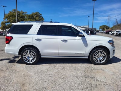 2023 Ford Expedition Platinum