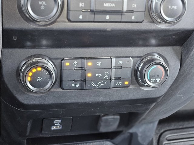 2022 Ford Super Duty F-250 SRW XL