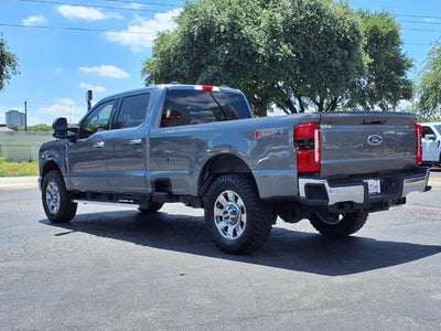 2025 Ford Super Duty F-350 SRW LARIAT