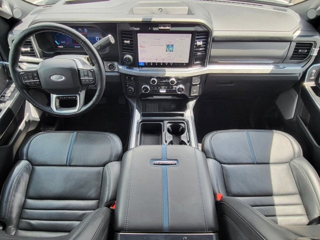 2025 Ford Super Duty F-350 DRW Platinum