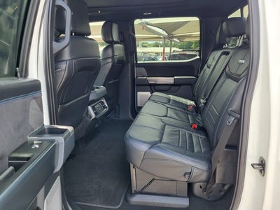 2025 Ford Super Duty F-350 DRW Platinum