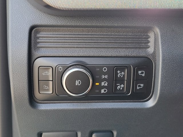 2025 Ford Super Duty F-350 DRW Platinum