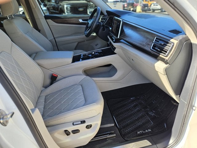 2025 Volkswagen Atlas 2.0T SEL Premium R-Line