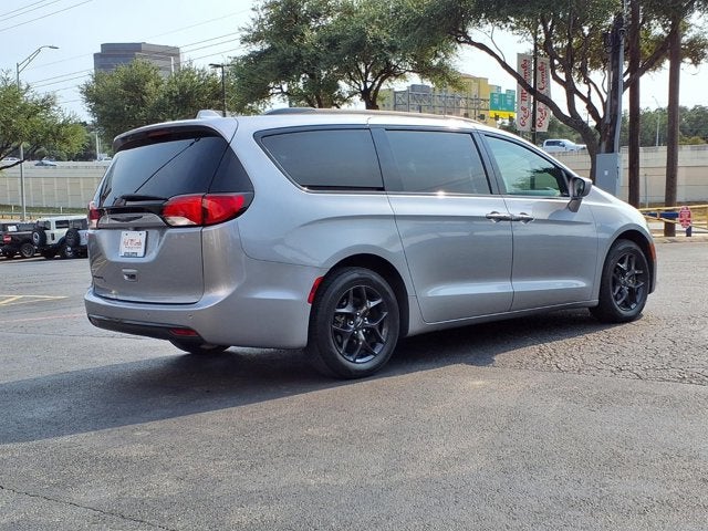 2020 Chrysler Pacifica Touring L