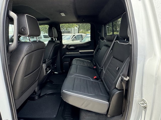 2025 GMC Sierra 1500 AT4X