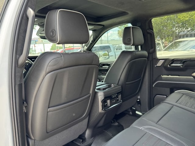 2025 GMC Sierra 1500 AT4X