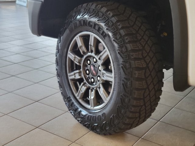 2025 GMC Sierra 1500 AT4X