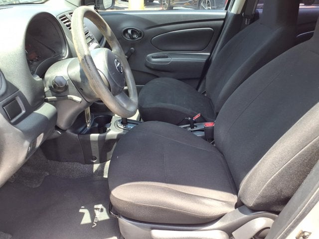 2013 Nissan Versa S Plus