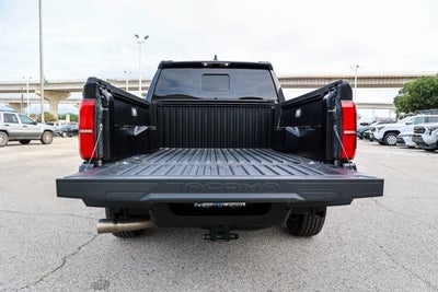 2025 Toyota Tacoma 4WD SR5