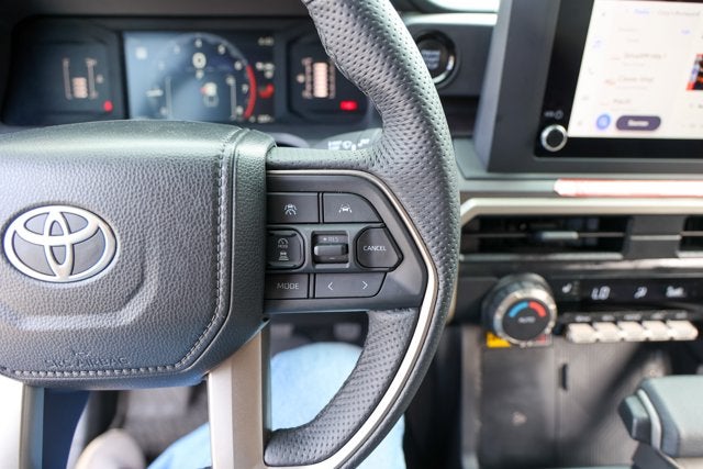 2025 Toyota Tacoma 4WD SR5