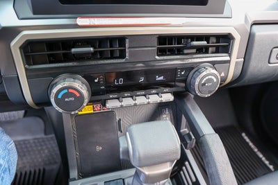 2025 Toyota Tacoma 4WD SR5