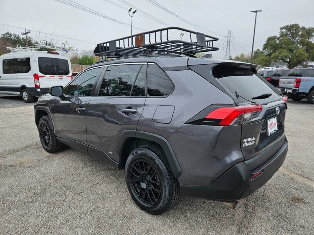 2022 Toyota RAV4 Hybrid LE