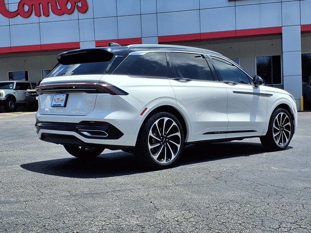 2025 Lincoln Nautilus Black Label