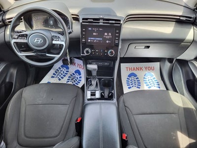 2023 Hyundai TUCSON SE