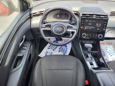 2023 Hyundai TUCSON SE
