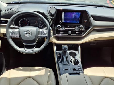 2023 Toyota Highlander XLE