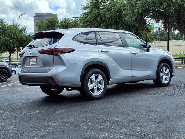 2025 Toyota Highlander LE