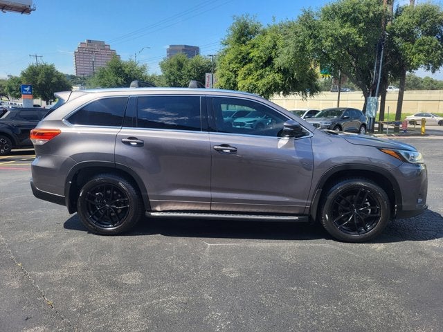 2019 Toyota Highlander LIMITED PLATINU