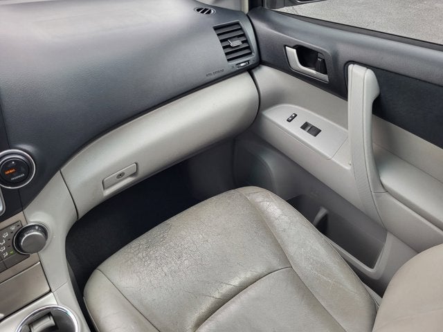 2013 Toyota Highlander Plus