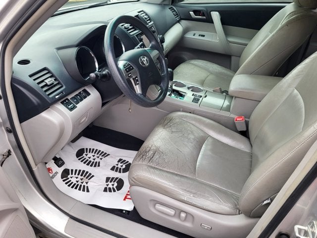 2013 Toyota Highlander Plus