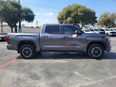 2025 Toyota Tundra 4WD SR5