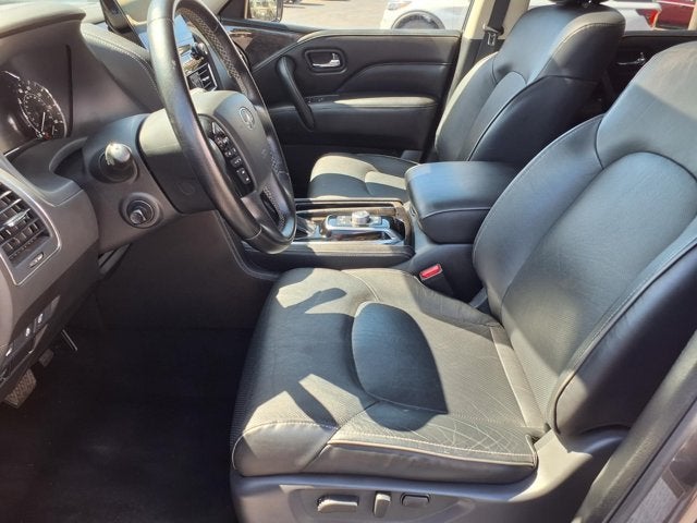 2024 INFINITI QX80 LUXE