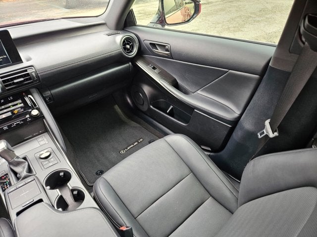 2023 Lexus IS IS 300