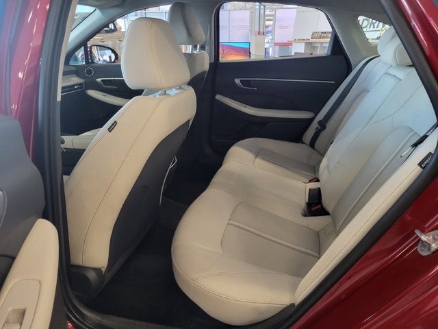 2025 Hyundai SONATA HYBRID SEL