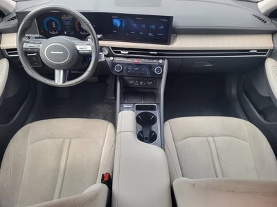 2025 Hyundai SONATA HYBRID SEL