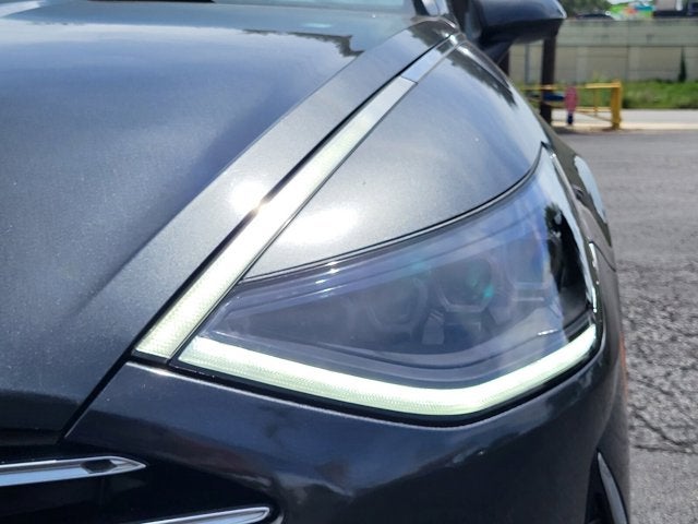 2022 Hyundai SONATA HYBRID Limited