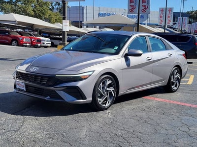 2025 Hyundai ELANTRA SEL Convenience
