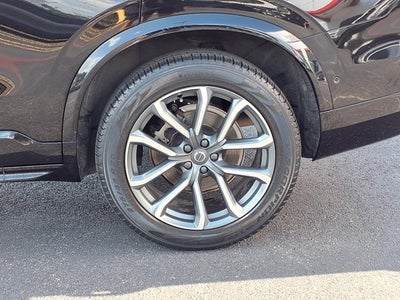 2018 Volvo XC90 Momentum
