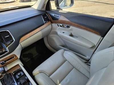 2020 Volvo XC90 Inscription