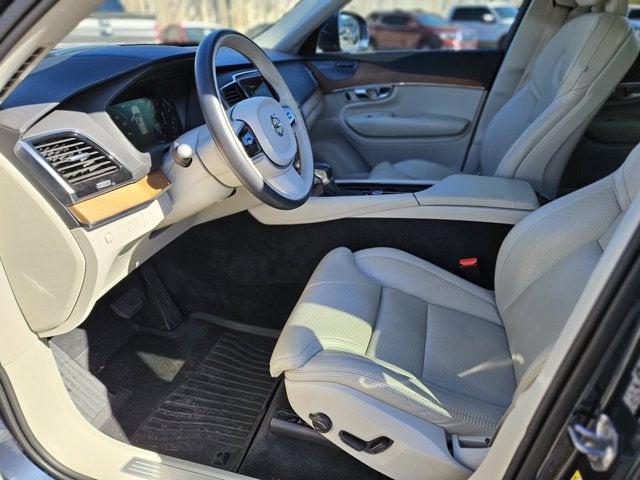 2020 Volvo XC90 Inscription