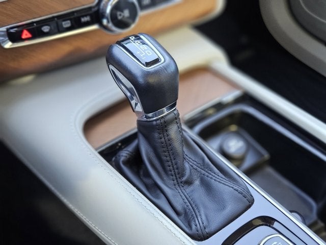 2020 Volvo XC90 Inscription