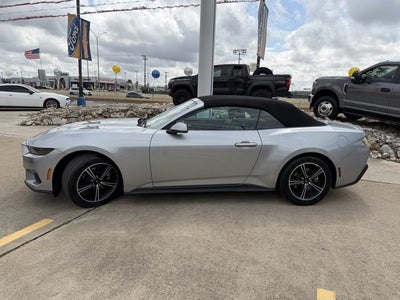 2025 Ford Mustang Base