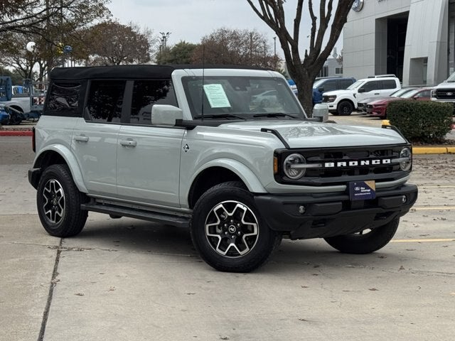 2023 Ford Bronco Outer Banks