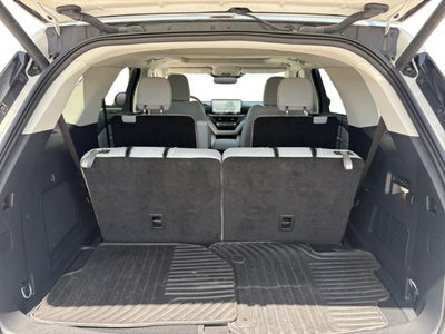 2025 Ford Explorer Platinum®