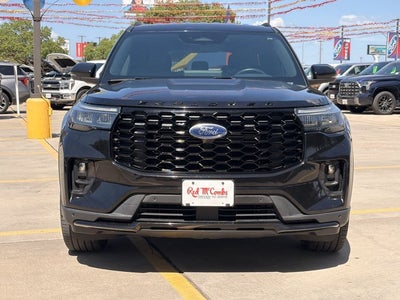 2025 Ford Explorer ST-Line