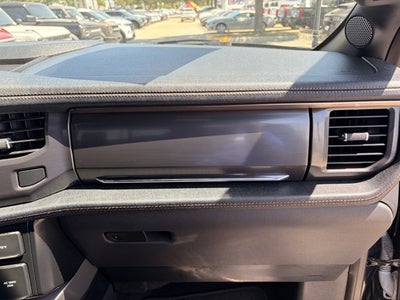2023 Ford F-150 Lightning Lariat®