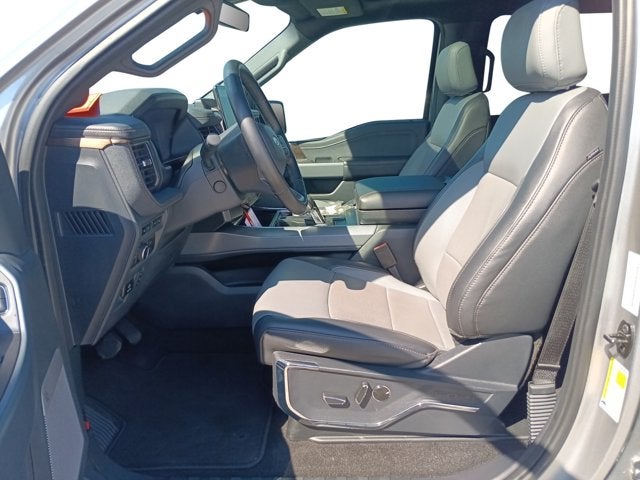 2023 Ford F-150 Lightning Lariat®