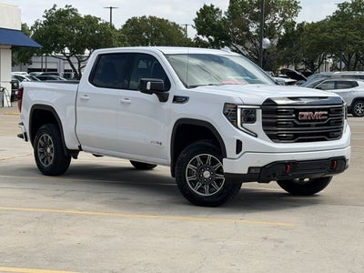 2025 GMC Sierra 1500 AT4