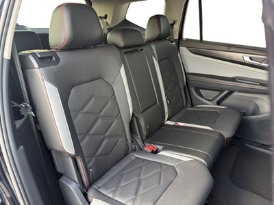 2024 Volkswagen Atlas 2.0T Peak Edition SEL