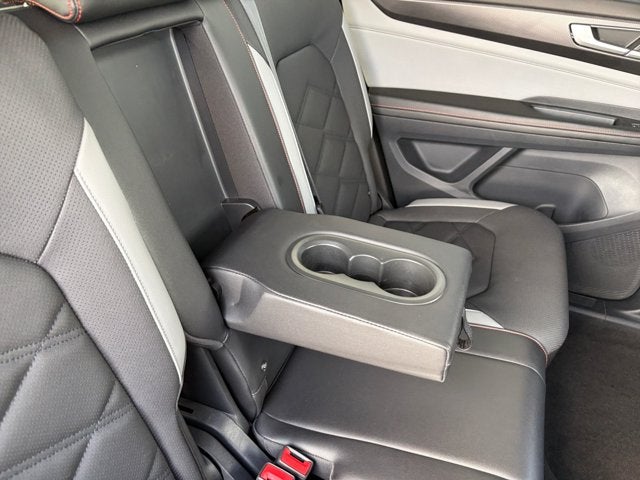 2024 Volkswagen Atlas 2.0T Peak Edition SEL