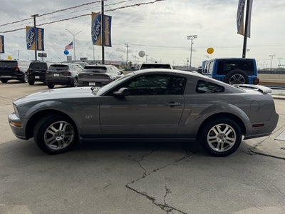 2006 Ford Mustang GT Deluxe