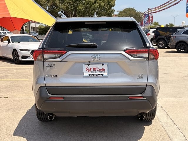 2025 Toyota RAV4 LE